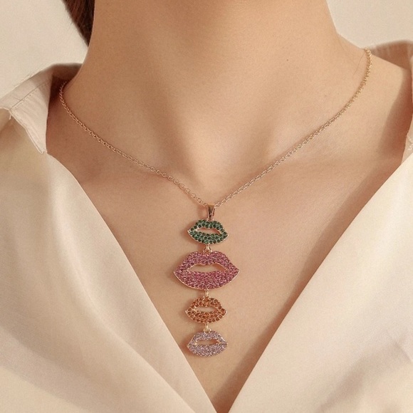 New Designer clothes any sizes $80 each - Picture 5 of 15